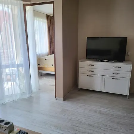 бляк сий. Vip апартамент アパート サニービーチ
